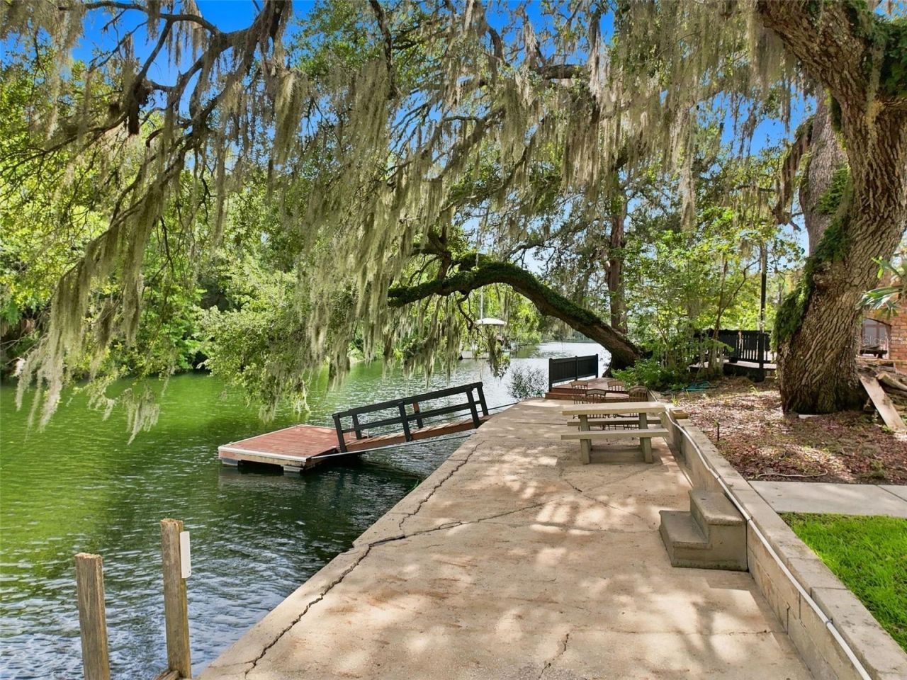 5415 Riverside Drive, Yankeetown, FL 34498 Photo