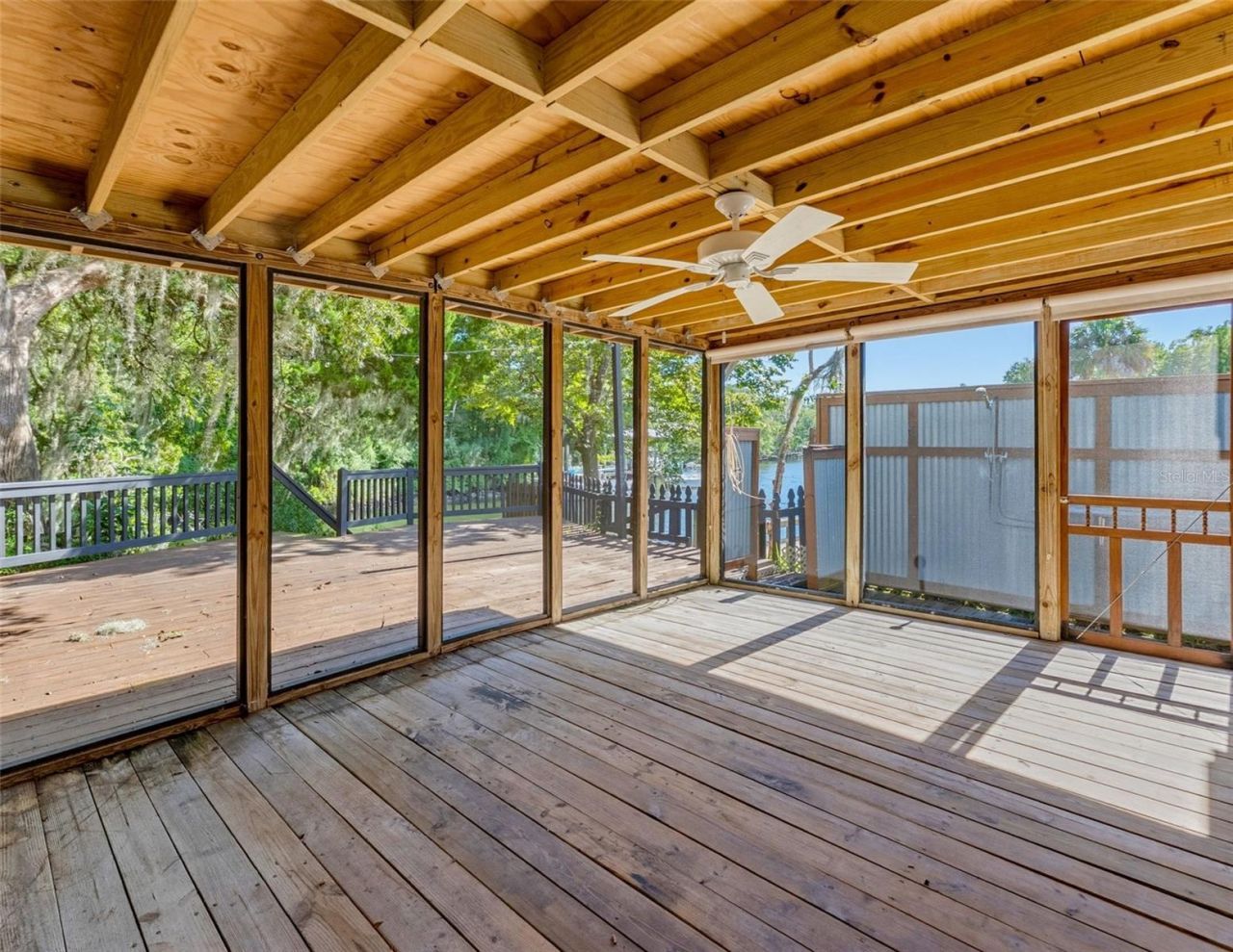 5415 Riverside Drive , Yankeetown, FL 34498 Photo
