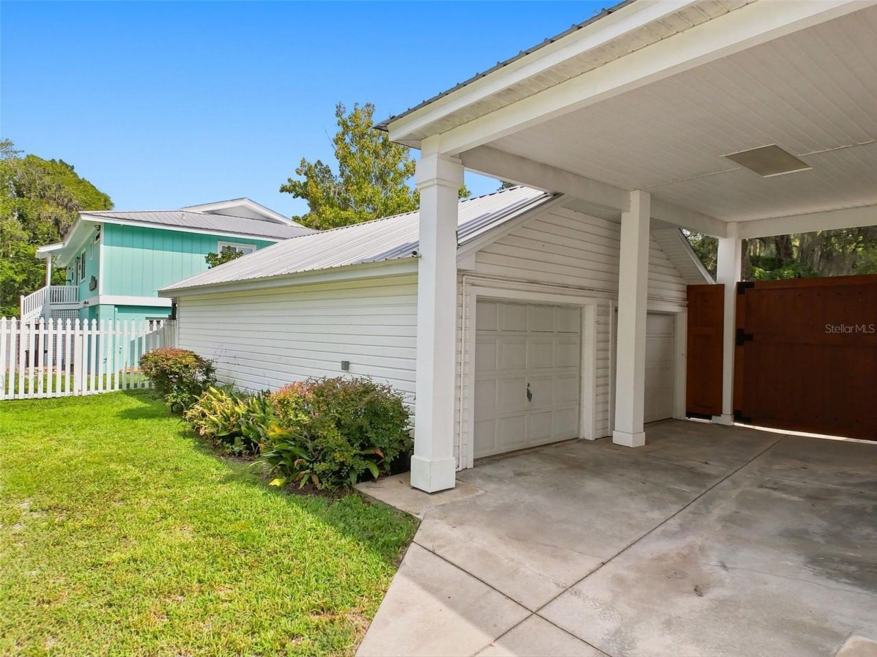 5415 Riverside Drive, Yankeetown, FL 34498 Photo