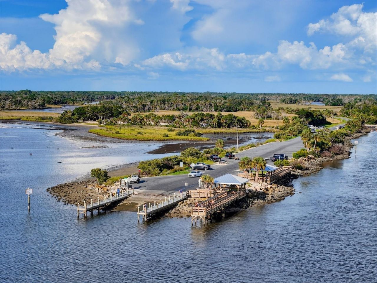 5415 Riverside Drive , Yankeetown, FL 34498 Photo