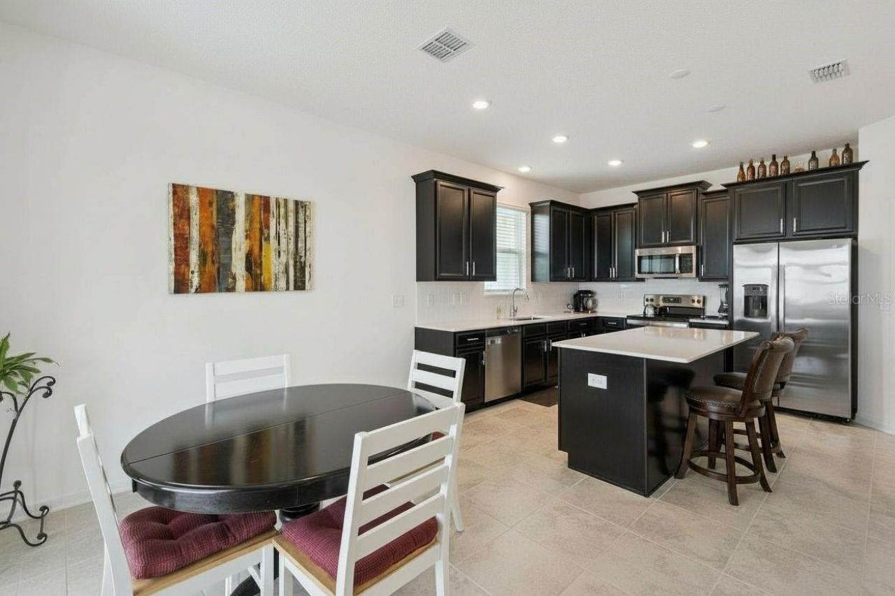 822 Kapi Drive , Groveland, FL 34736 Photo
