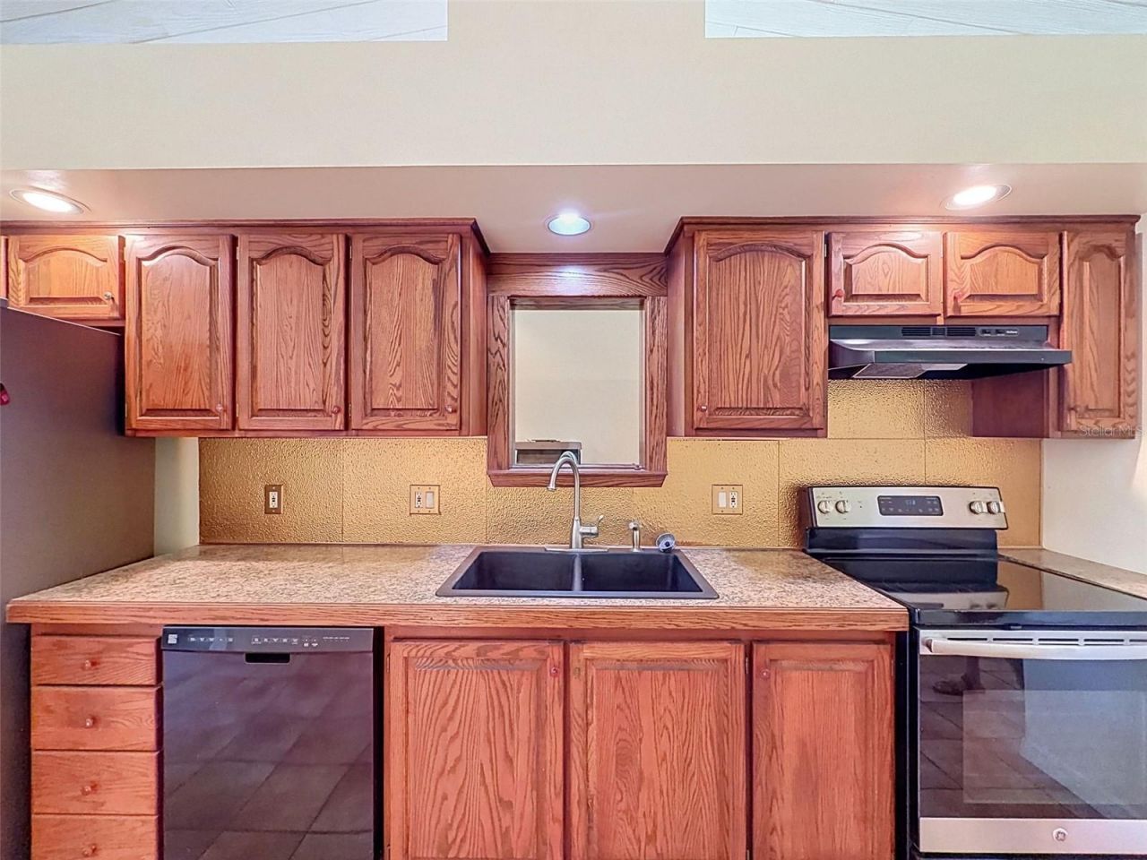 11 Patricia Road , Yankeetown, FL 34498 Photo