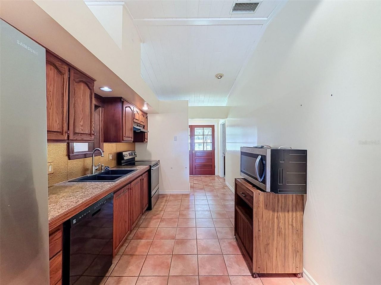 11 Patricia Road , Yankeetown, FL 34498 Photo