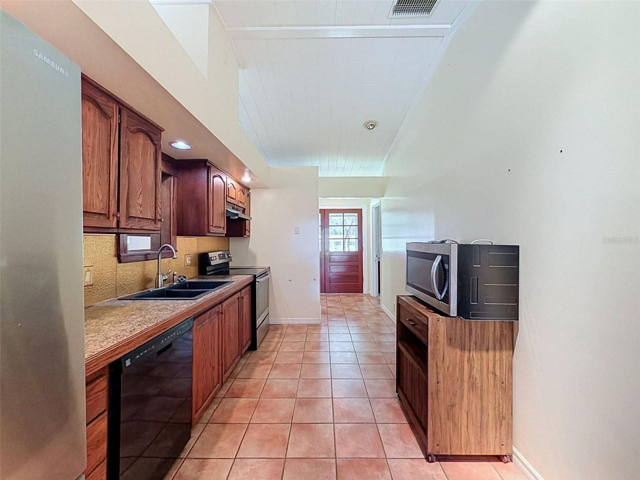 11 Patricia Road , Yankeetown, FL 34498 Photo