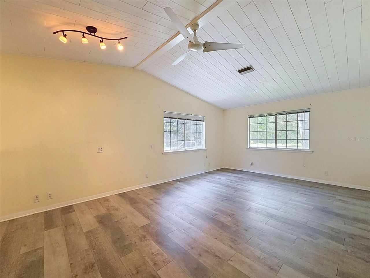 11 Patricia Road , Yankeetown, FL 34498 Photo