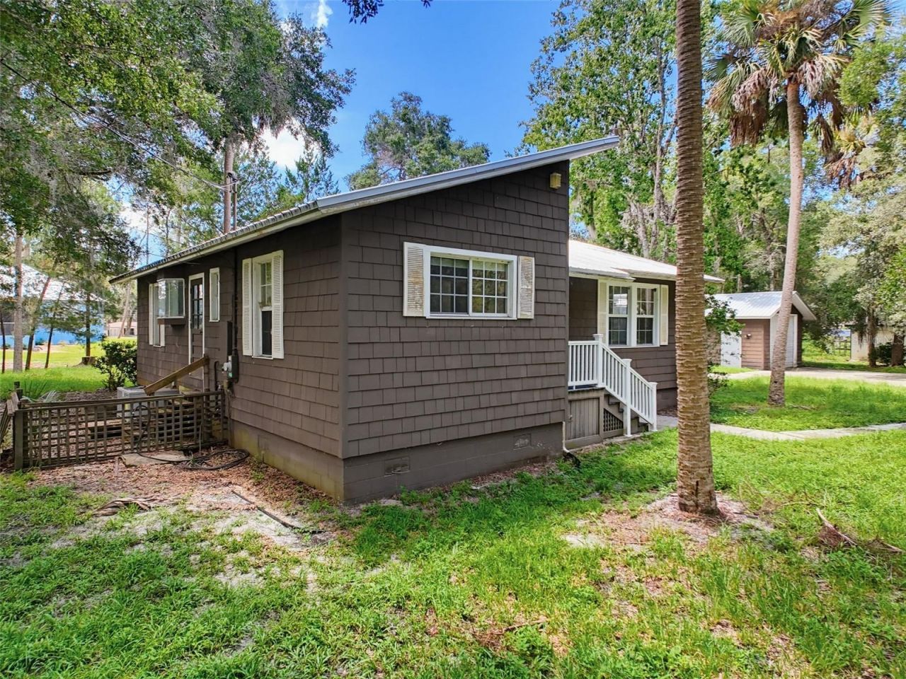 11 Patricia Road , Yankeetown, FL 34498 Photo