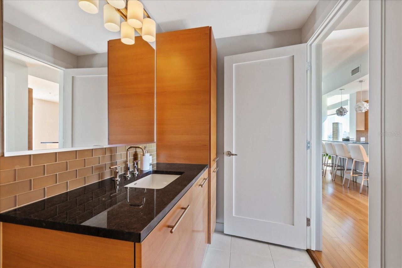 400 4th Avenue S, Unit 1004, Saint Petersburg, FL 33701 Photo