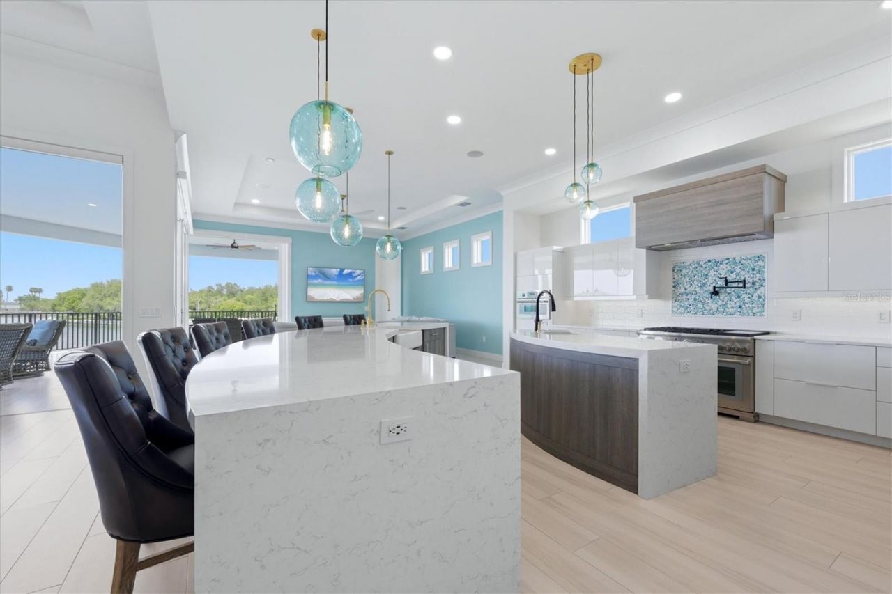 387 S Shore Drive, Sarasota, FL 34234 Photo
