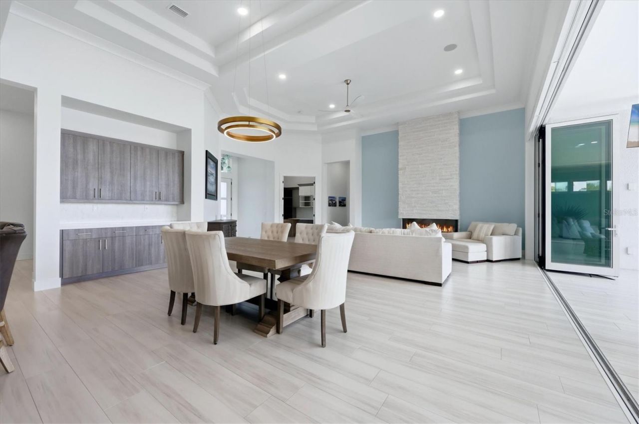 387 S Shore Drive, Sarasota, FL 34234 Photo