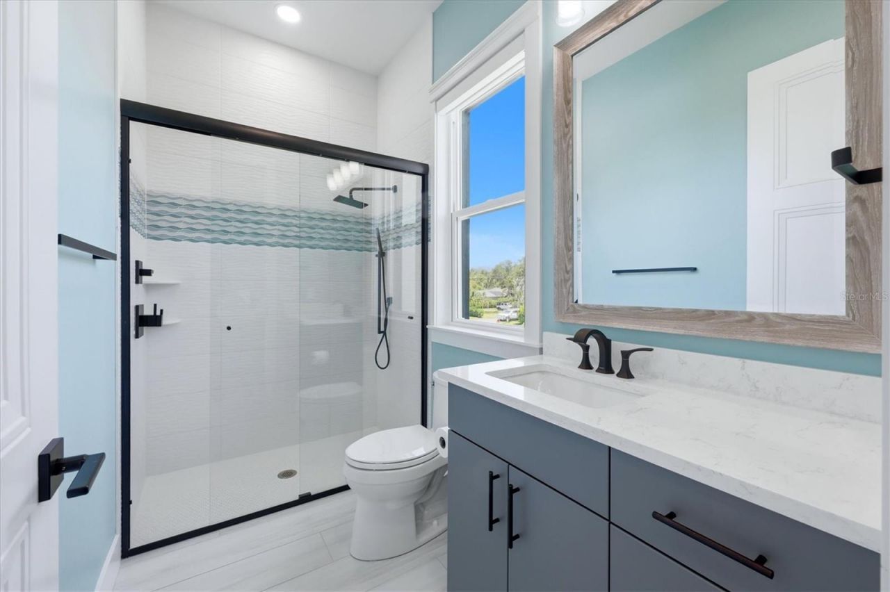 387 S Shore Drive, Sarasota, FL 34234 Photo