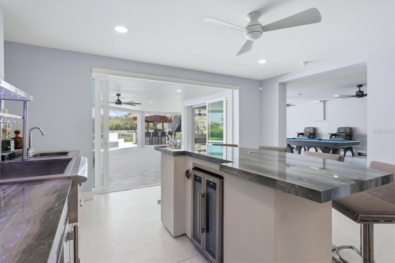 387 S Shore Drive, Sarasota, FL 34234 Photo