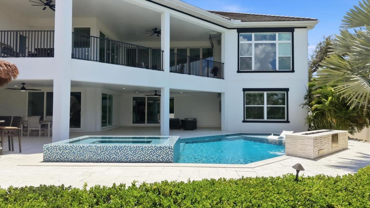 387 S Shore Drive, Sarasota, FL 34234 Photo