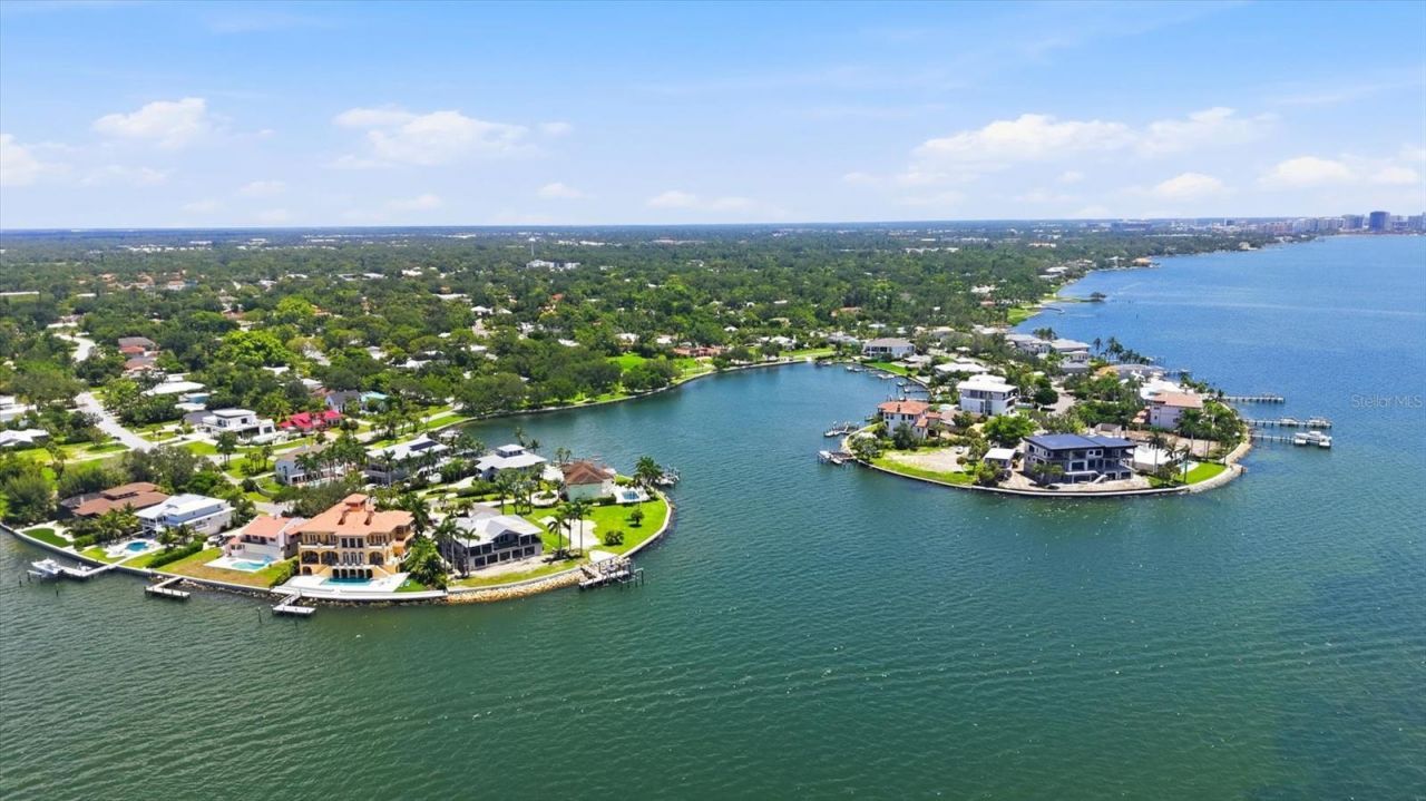 387 S Shore Drive, Sarasota, FL 34234 Photo