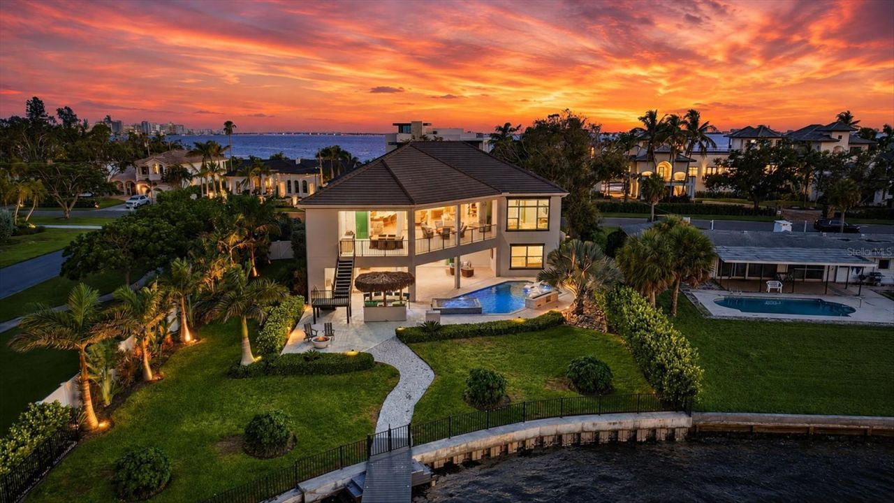 387 S Shore Drive, Sarasota, FL 34234 Photo
