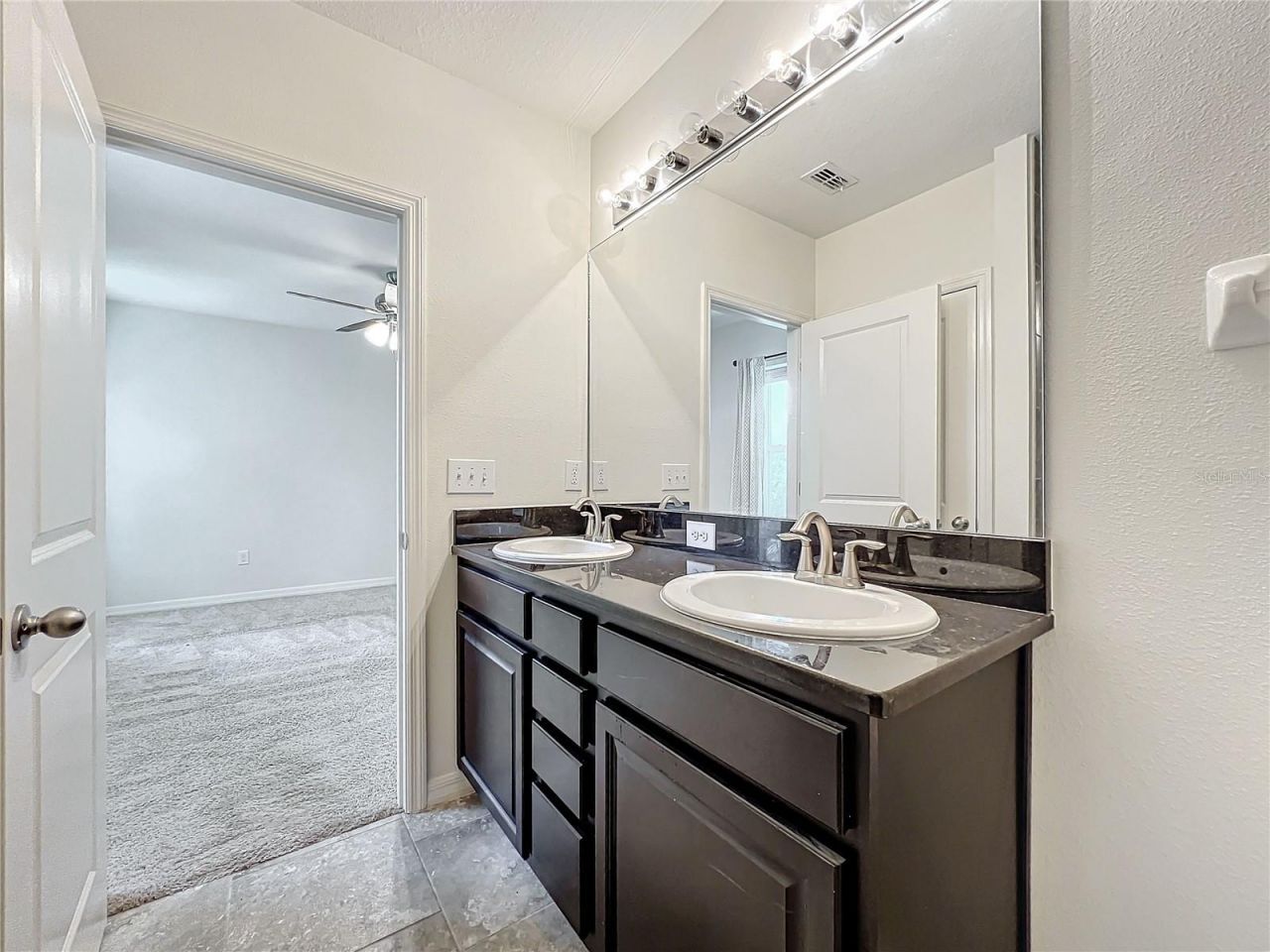 6428 Boxgrove Drive, Sarasota, FL 34240 Photo