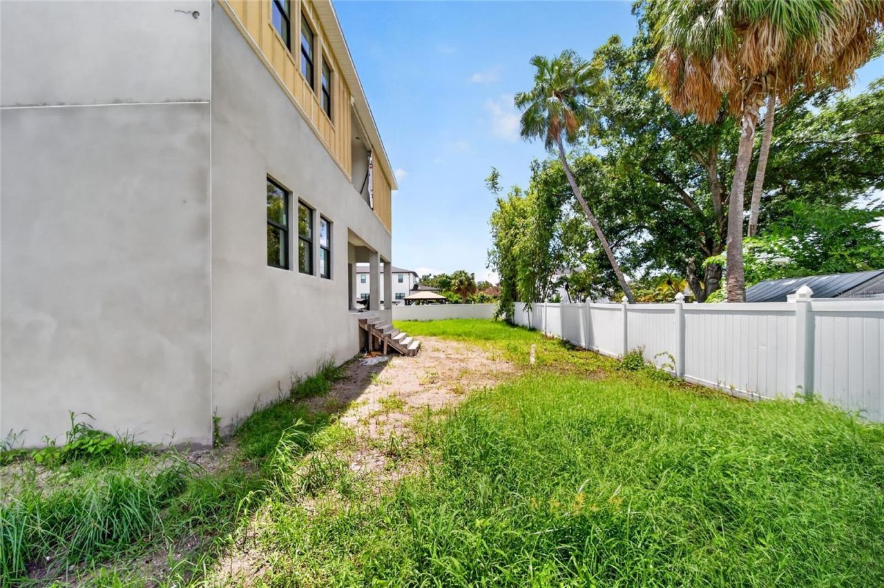 207 S Gardenia Avenue, Tampa, FL 33609 Photo