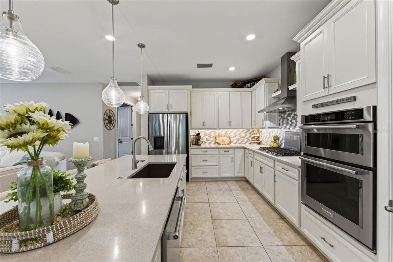 7608 Viola Loop , Bradenton, FL 34202 Photo