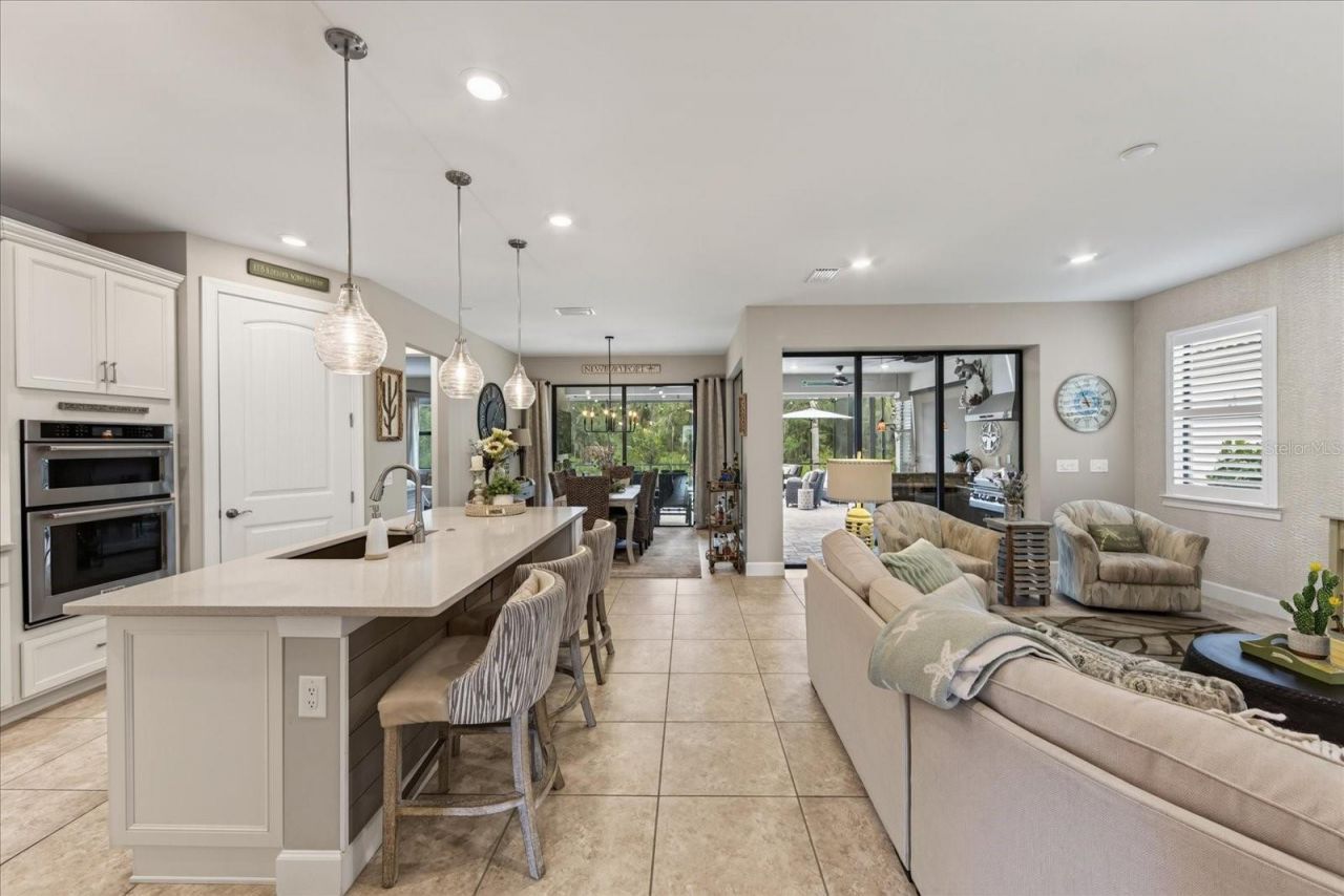 7608 Viola Loop , Bradenton, FL 34202 Photo