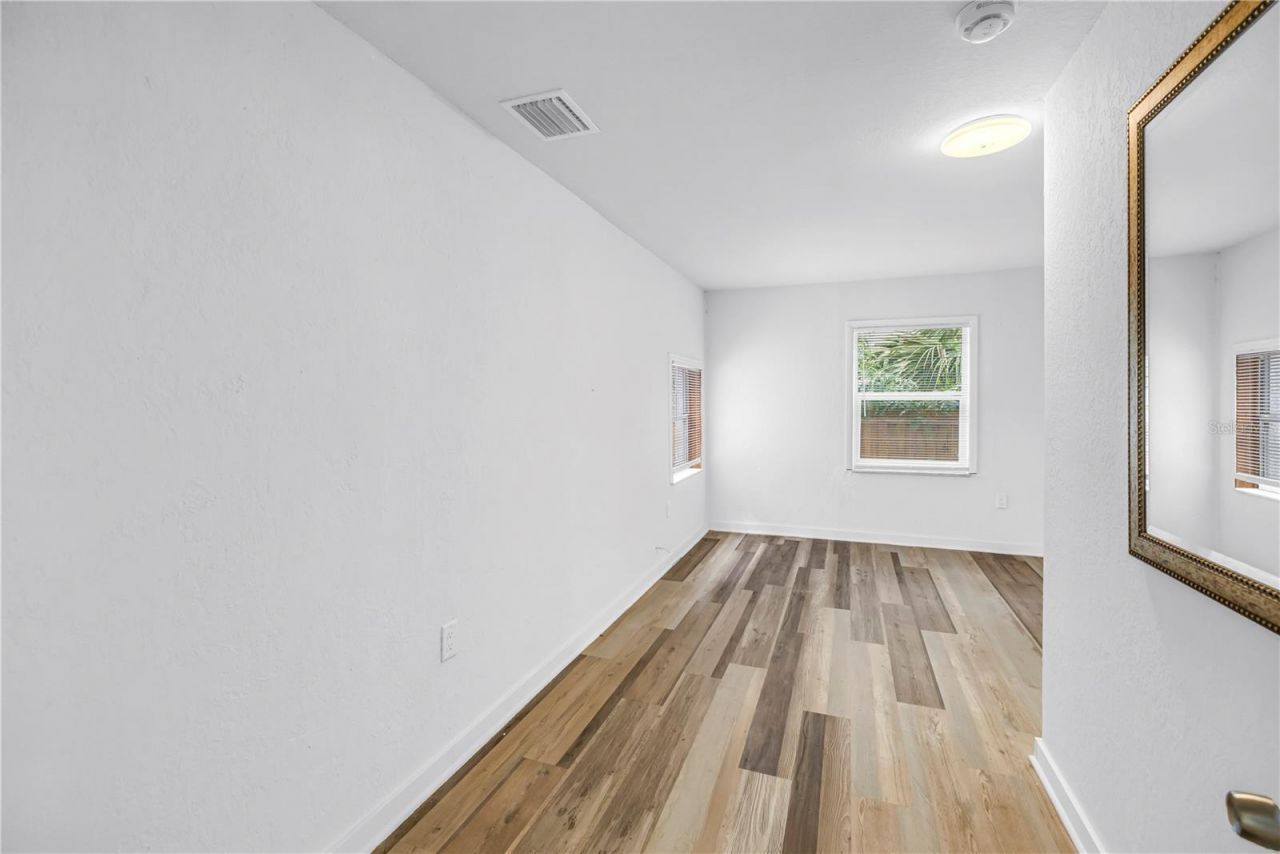 2000 27th Avenue N, Saint Petersburg, FL 33713 Photo