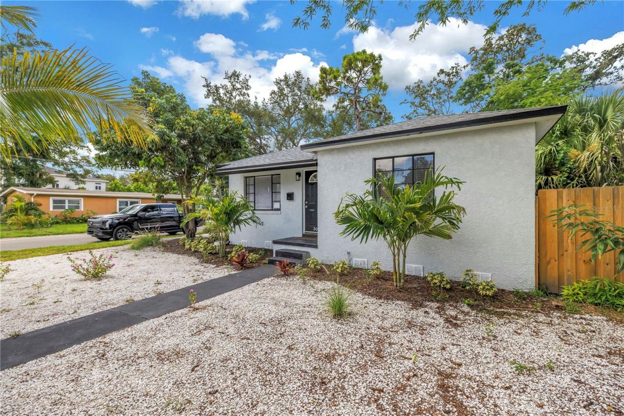 2000 27th Avenue N, Saint Petersburg, FL 33713 Photo
