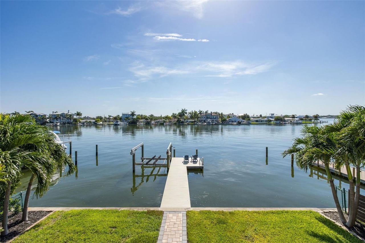 2501 Bay Boulevard, Indian Rocks Beach, FL 33785 Photo