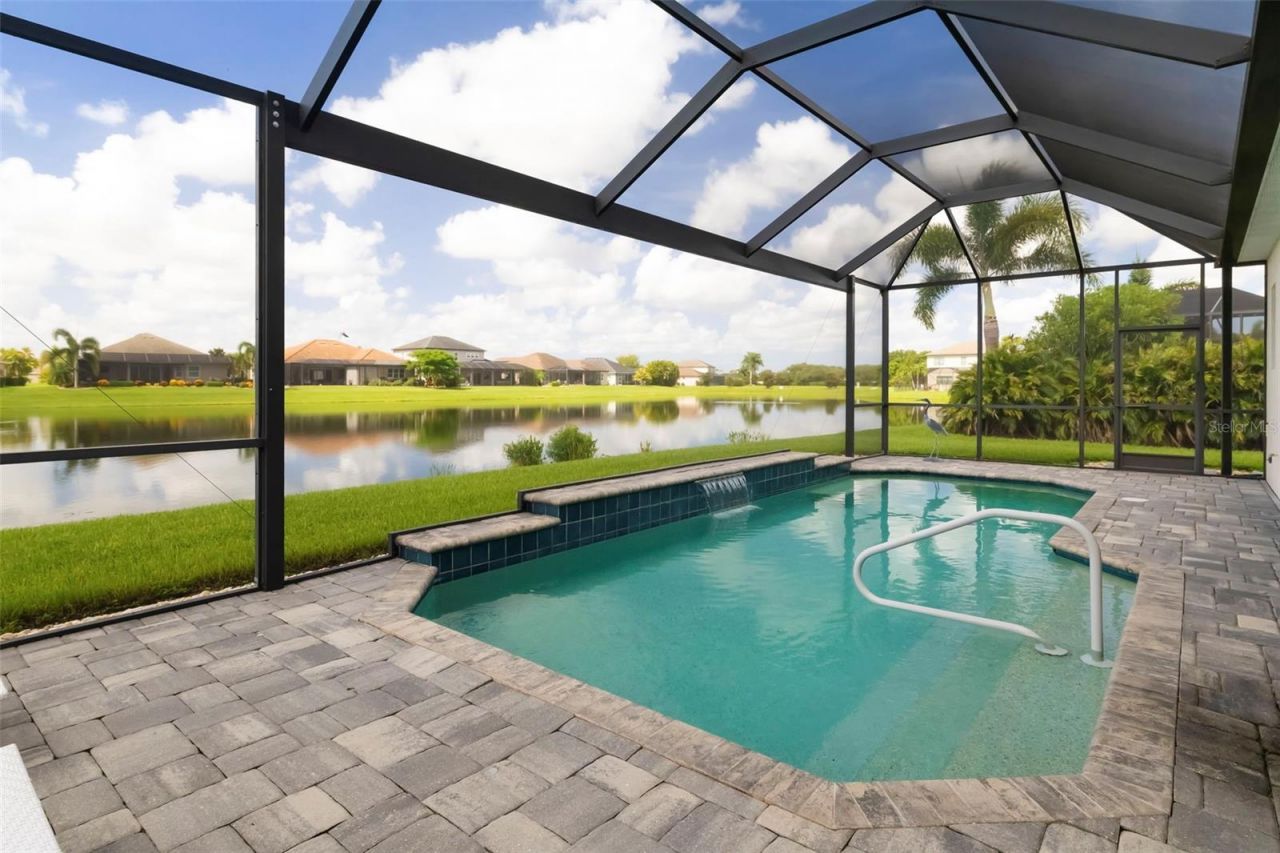 332 Chantilly Trail , Bradenton, FL 34212 Photo