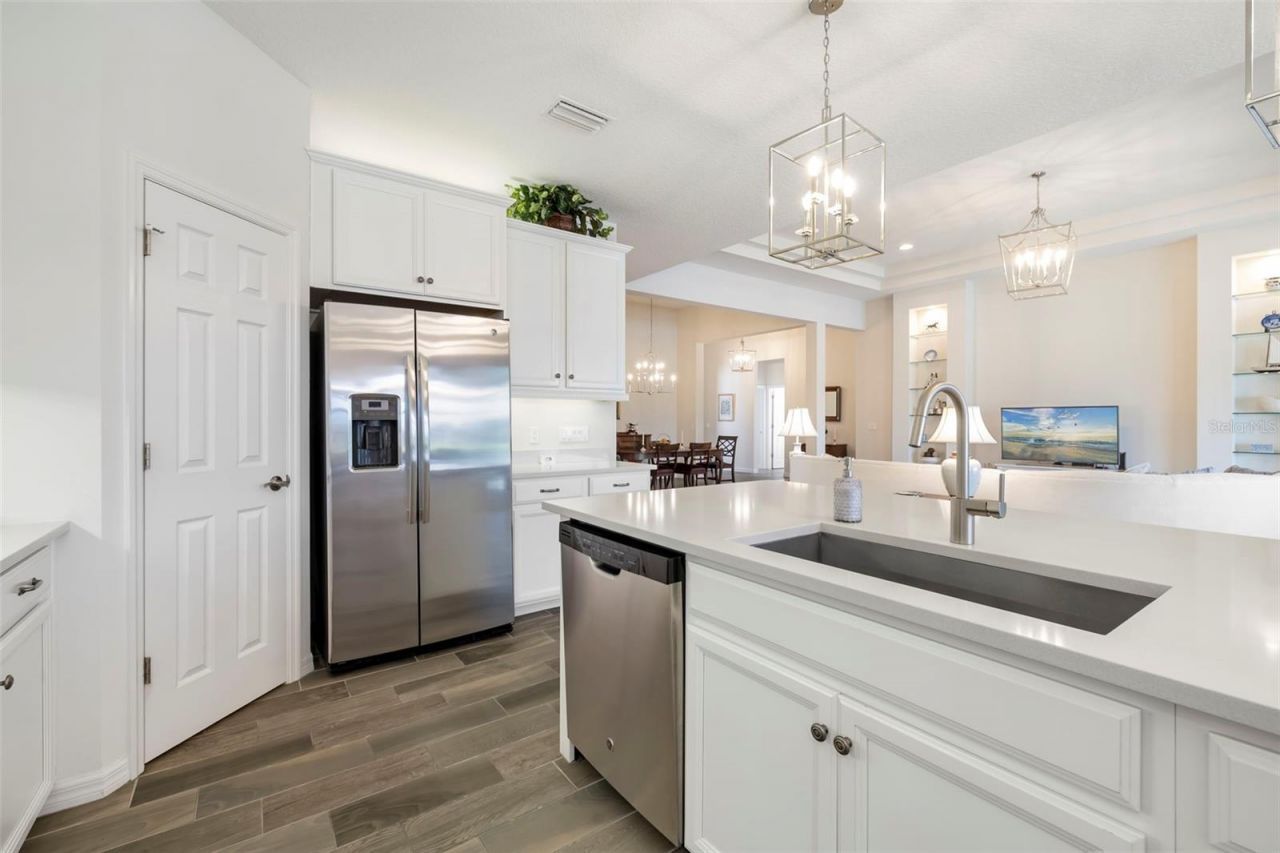 332 Chantilly Trail , Bradenton, FL 34212 Photo