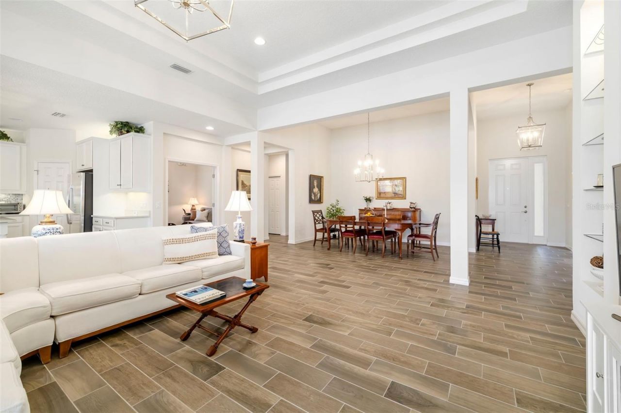 332 Chantilly Trail , Bradenton, FL 34212 Photo