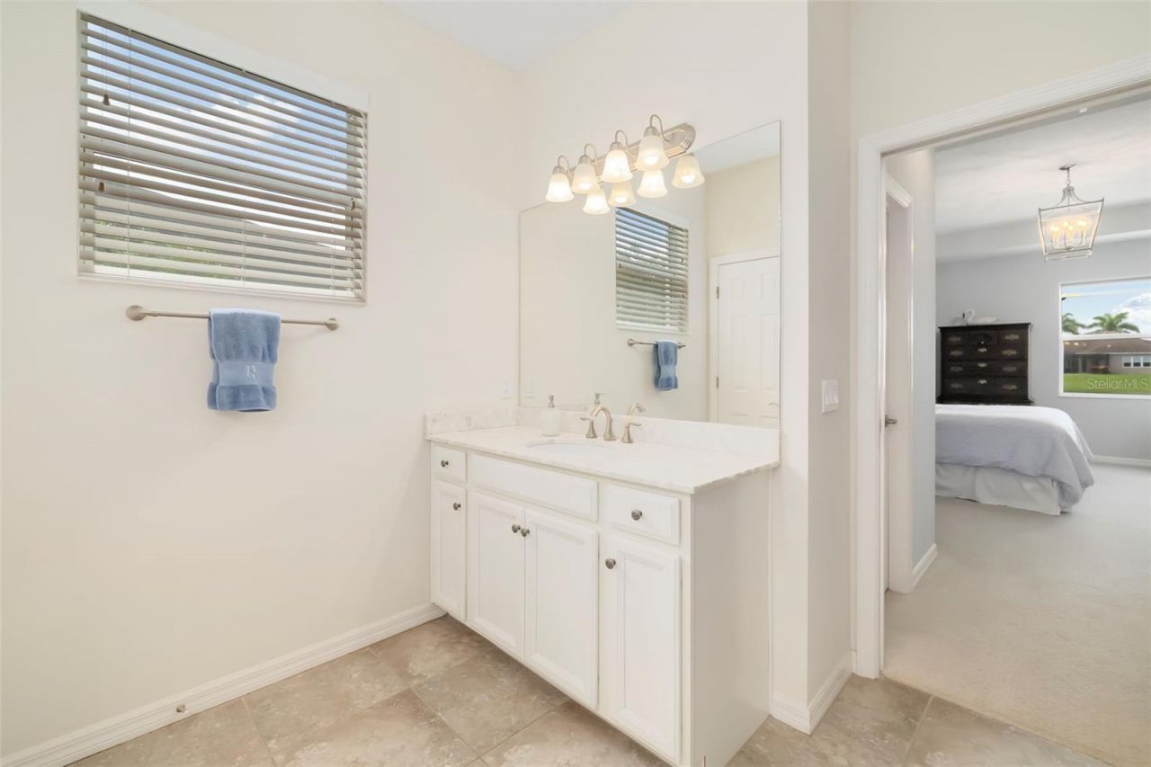 332 Chantilly Trail , Bradenton, FL 34212 Photo