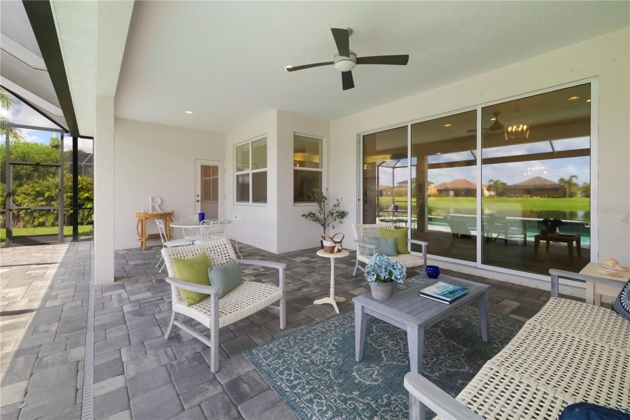 332 Chantilly Trail , Bradenton, FL 34212 Photo