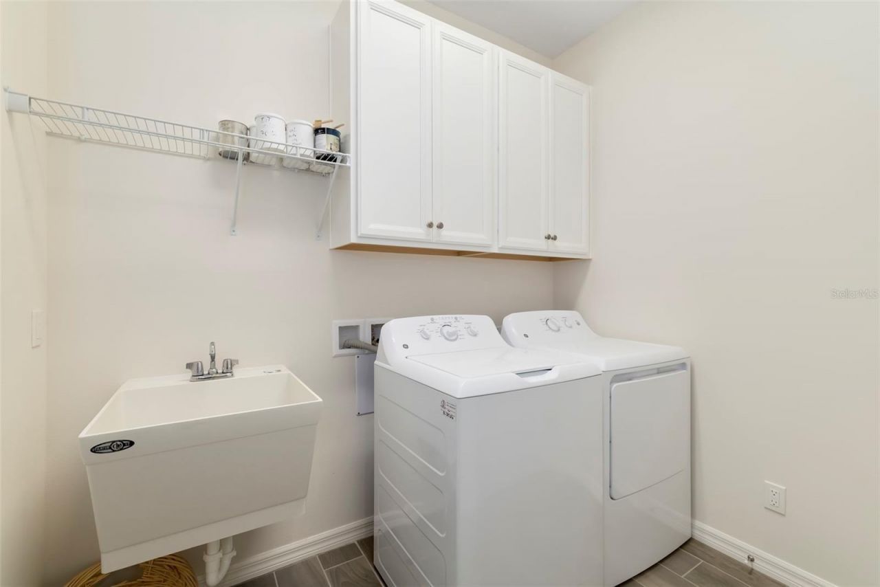 332 Chantilly Trail , Bradenton, FL 34212 Photo