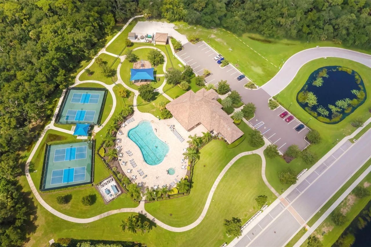 332 Chantilly Trail , Bradenton, FL 34212 Photo