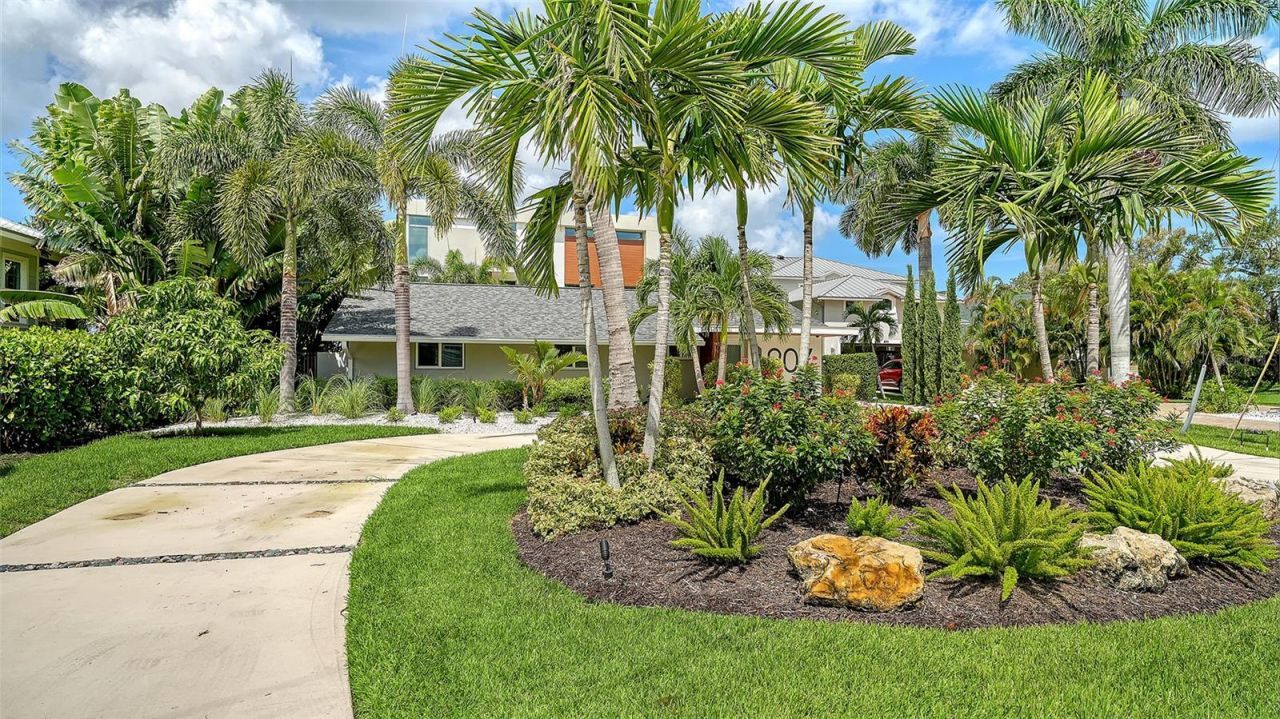 907 35th Avenue Drive W, Palmetto, FL 34221 Photo