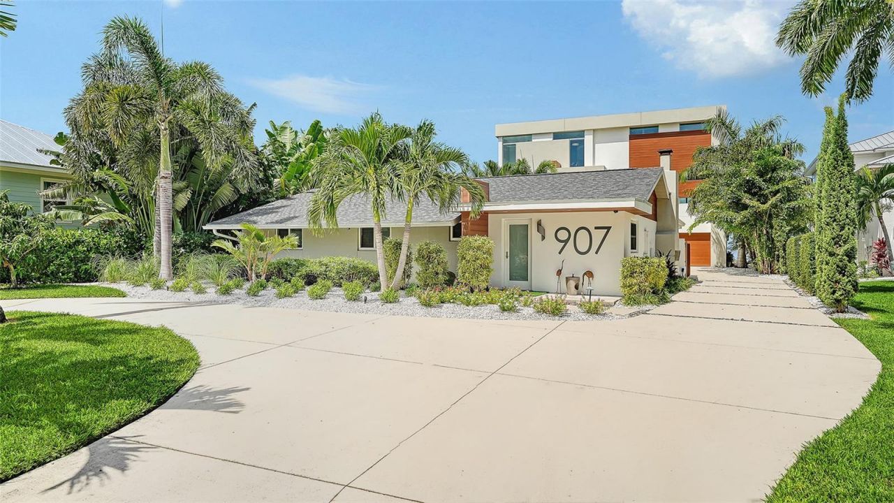 907 35th Avenue Drive W, Palmetto, FL 34221 Photo