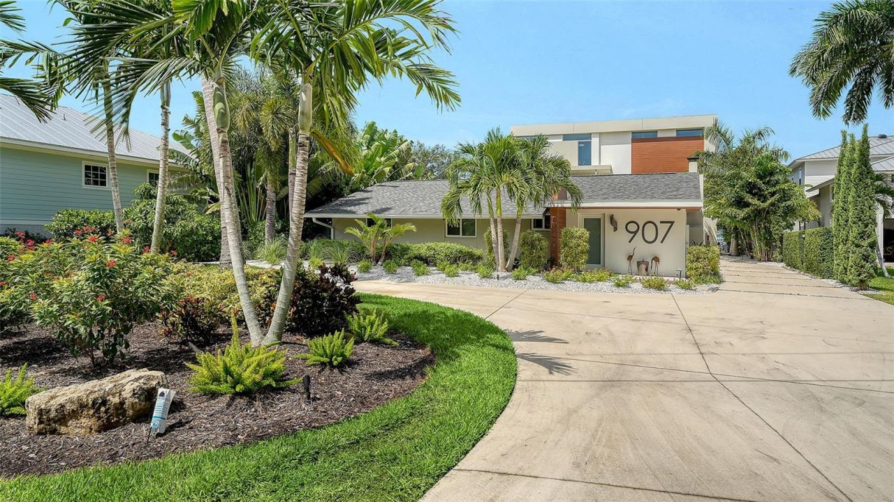 907 35th Avenue Drive W, Palmetto, FL 34221 Photo