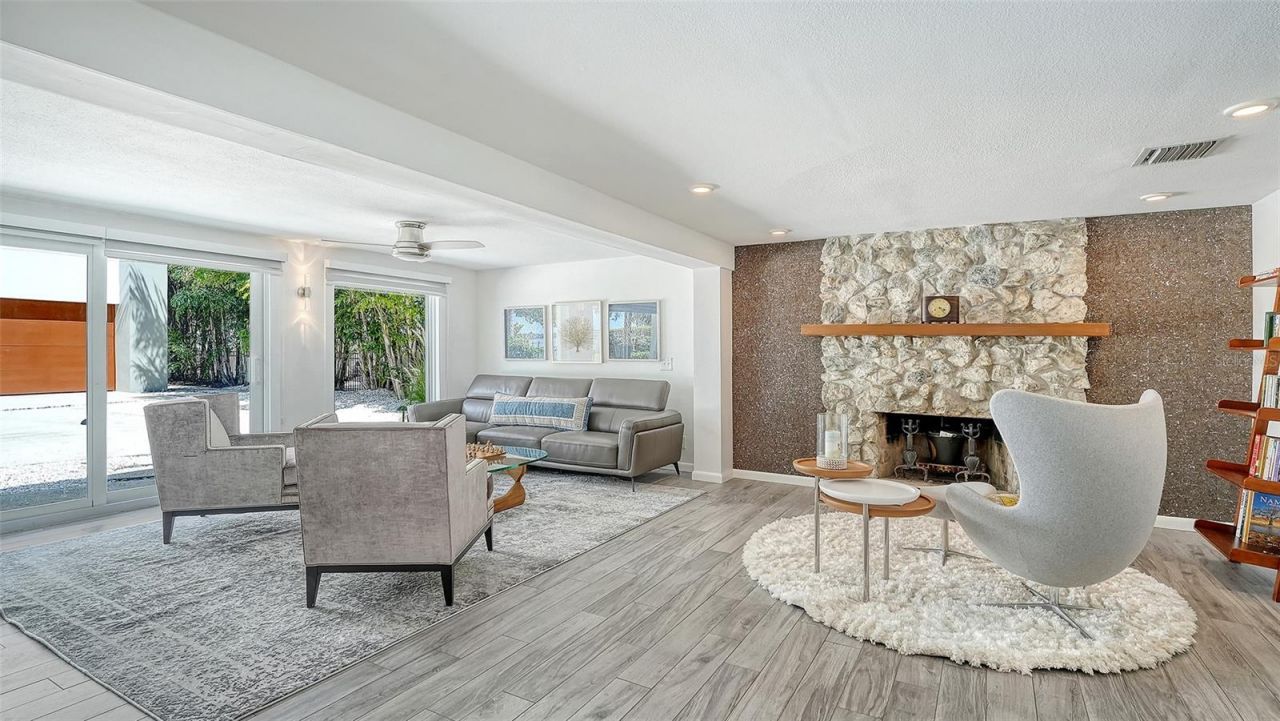 907 35th Avenue Drive W, Palmetto, FL 34221 Photo