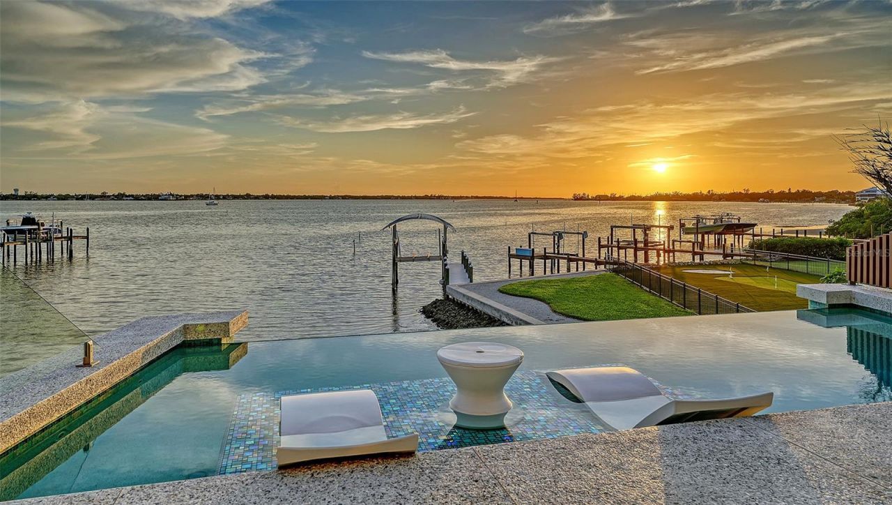 907 35th Avenue Drive W, Palmetto, FL 34221 Photo
