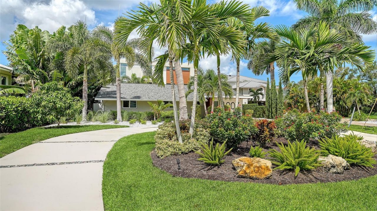 907 35th Avenue Drive W, Palmetto, FL 34221 Photo