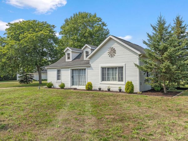10681 Fillmore Street, Zeeland, MI 49464