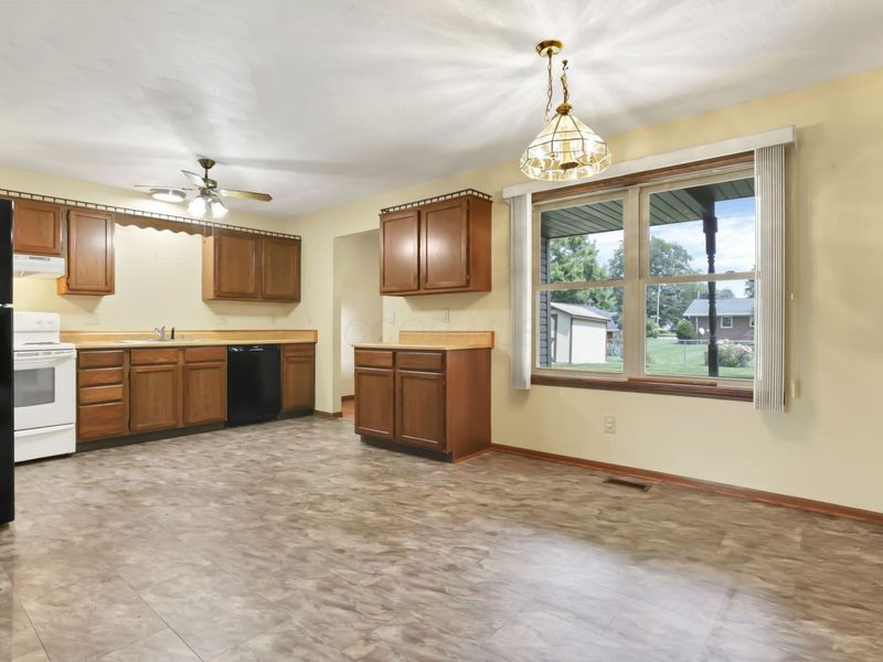 1550 Constitution Drive , Newark, OH 43055 Photo 10