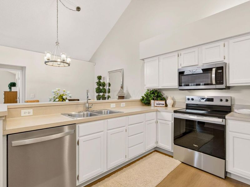 477 Saddlery Drive W, Unit 17, Gahanna, OH 43230 Photo 23