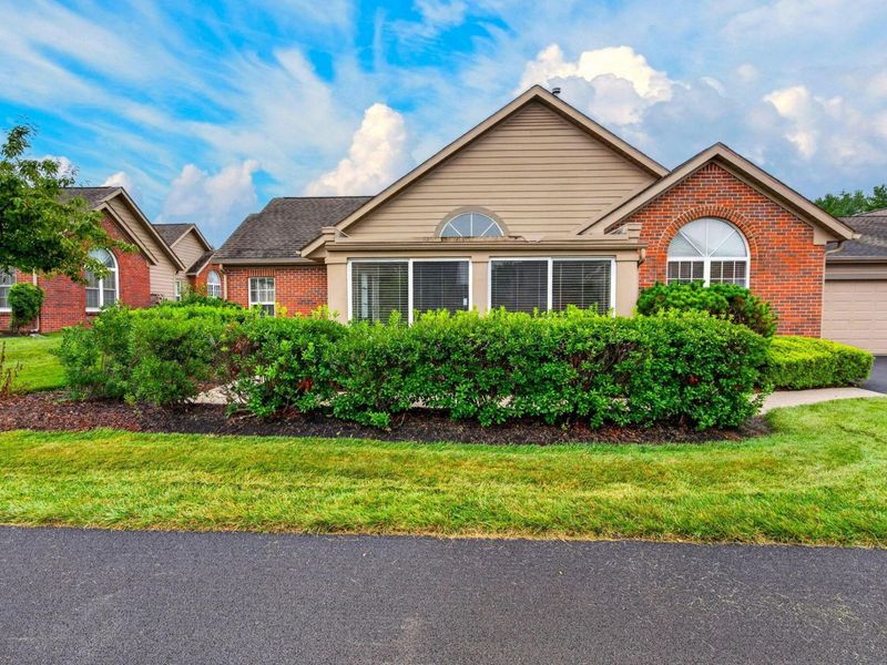 477 Saddlery Drive W, Unit 17, Gahanna, OH 43230 Photo 3