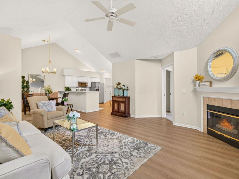 477 Saddlery Drive W, Unit 17, Gahanna, OH 43230 Photo 6