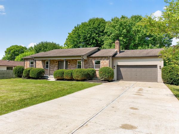 353 Florence Drive , Pickerington, OH 43147