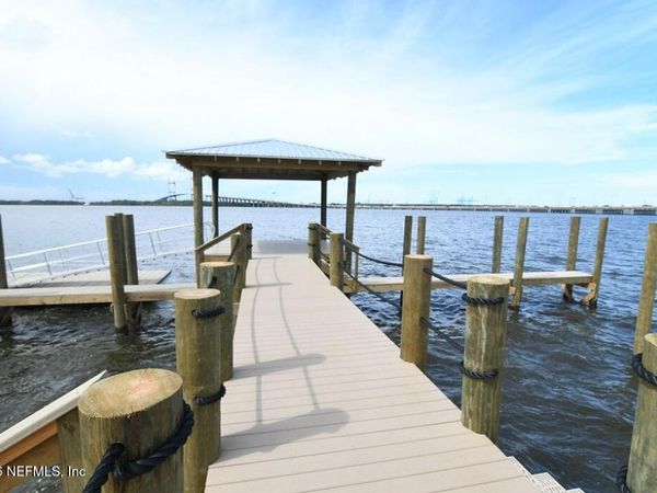 3629 WELLS LANDING Court, Jacksonville, FL 32277