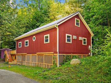 30 HERON RD, Clayville, NY 13322