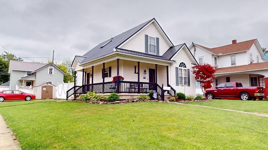 303 Woodbine, Willard, OH 44890 Main Photo