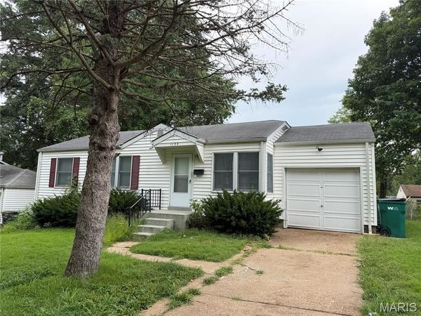 1134 Laire , St Louis, MO 63137