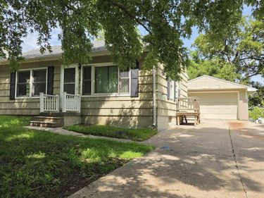 709 N 77TH Avenue, Omaha, NE 68114