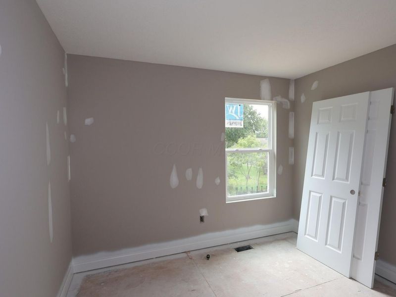 8211 Griffin Drive, Reynoldsburg, OH 43068 Photo 4